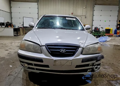 2005 Hyundai Elantra Gls from USA, damaged, VIN KMHDN56D75U174184